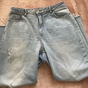 Express Super High Rise Curvy Mom jeans, light wash